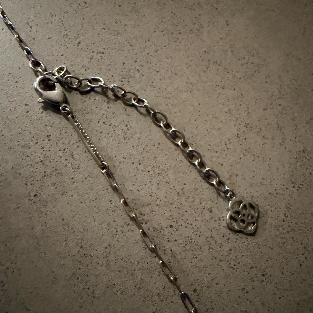 Kendra Scott Iridescent Oval Necklace | Silver Tone | Lobster Claw Closure & Box - Picture 4 of 5